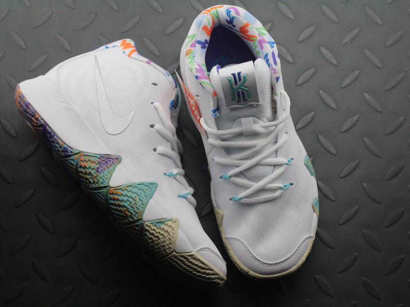 Kyrie 4 90s